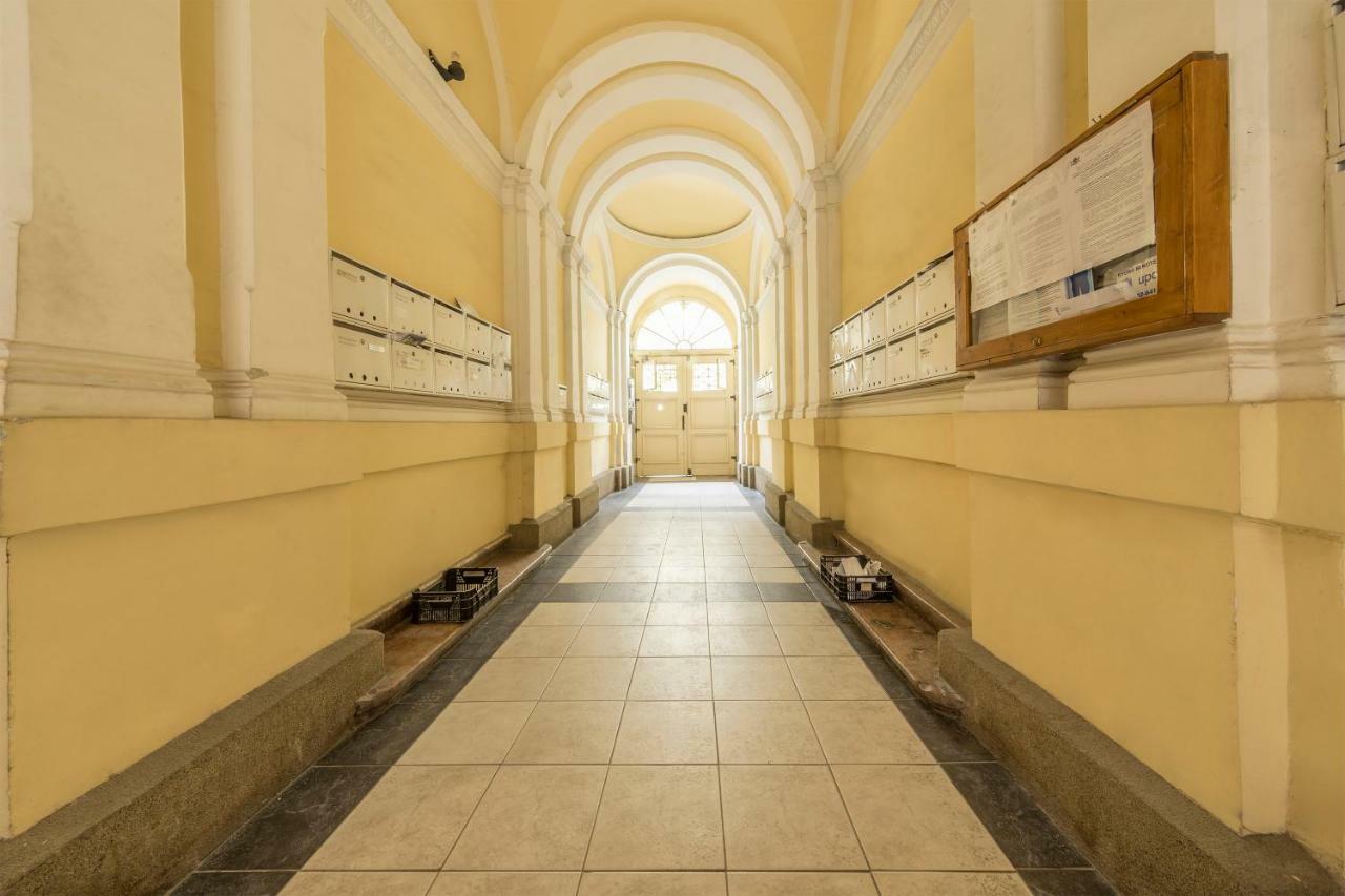Atlanta Apartment Is In The Heart Of Budapest Eksteriør billede
