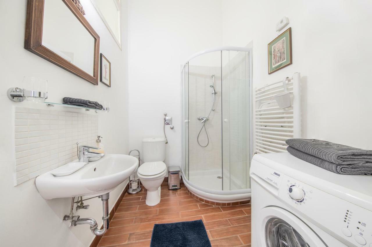Atlanta Apartment Is In The Heart Of Budapest Eksteriør billede